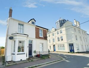 New Street- click for photo gallery